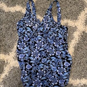 Beach Bump by Motherhood Maternity tankini top